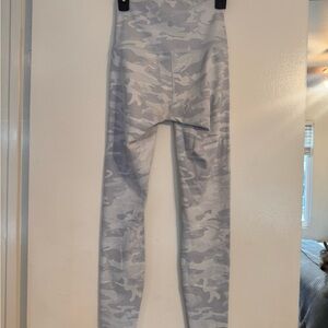 Lululemon Leggings size 6